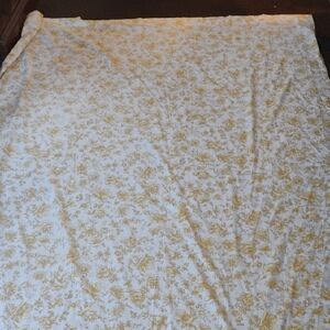 Floral Gold and White Bedding Sheet